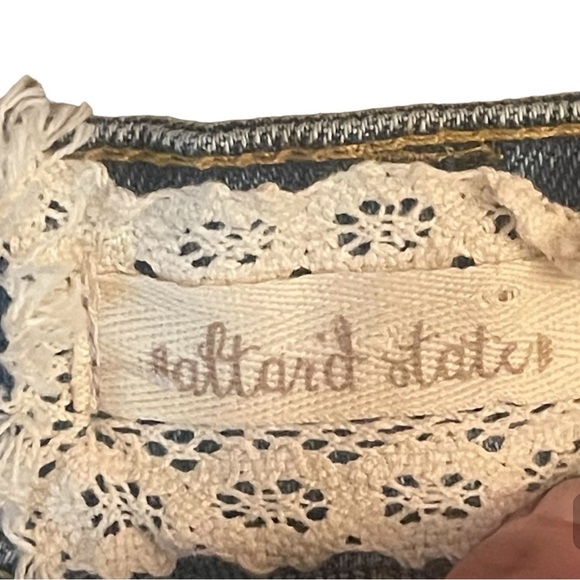 Altar’d State Rolled Cuff Denim Shorts Size 12 - Picture 2 of 5